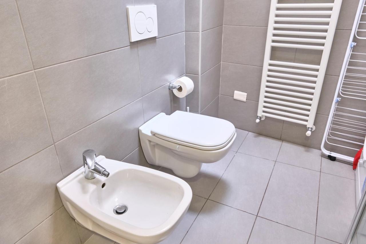 Centro-Lecco Romantico Appartamento Sul Lago Exteriör bild